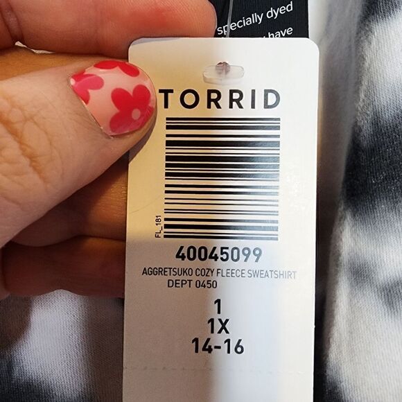 1X 14W 16W Torrid Black Pink Aggretsuko Sanrio Cozy Fleece Sweatshirt Tiedye NWT - Picture 5 of 7